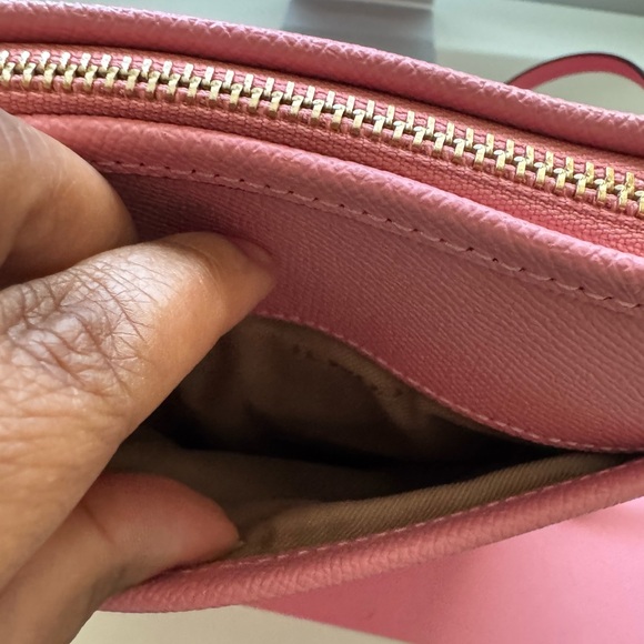 Coach Bubblegum knit messenger bag - Picture 3 of 9